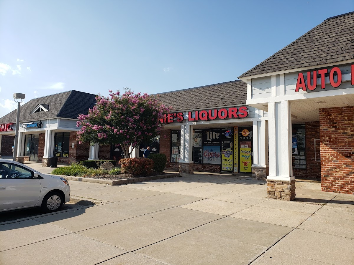 Martin Plaza Shopping Center